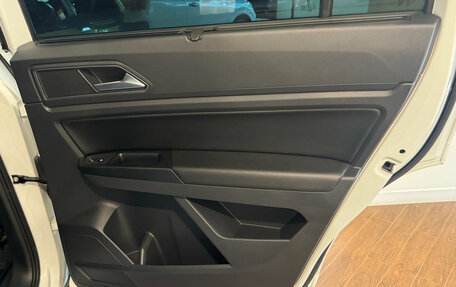 Volkswagen Teramont I, 2018 год, 3 600 000 рублей, 19 фотография