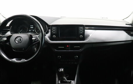 Skoda Rapid II, 2021 год, 1 402 000 рублей, 6 фотография