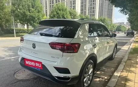 Volkswagen T-Roc I, 2022 год, 1 507 000 рублей, 7 фотография