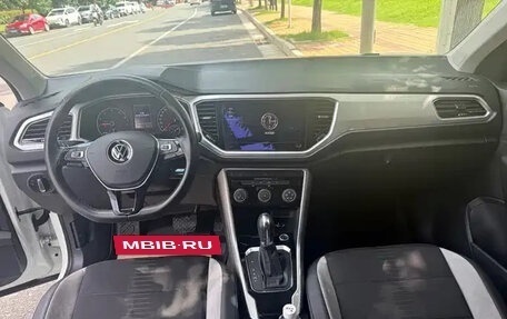 Volkswagen T-Roc I, 2022 год, 1 507 000 рублей, 12 фотография