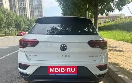 Volkswagen T-Roc I, 2022 год, 1 507 000 рублей, 6 фотография