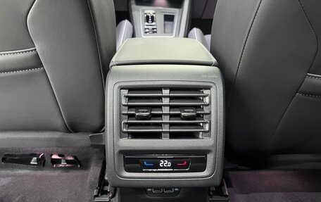 Volkswagen Golf VIII, 2023 год, 2 261 000 рублей, 15 фотография