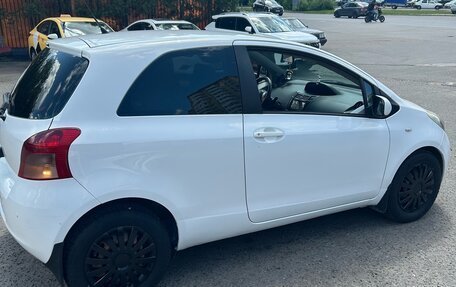 Toyota Yaris III рестайлинг, 2008 год, 472 000 рублей, 5 фотография