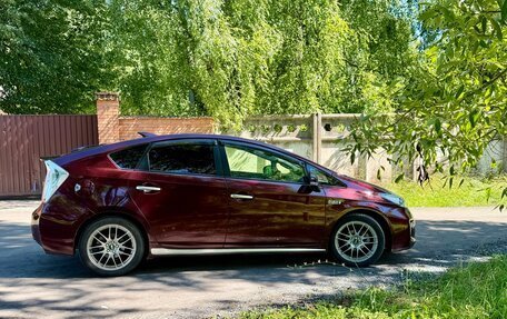 Toyota Prius, 2014 год, 1 229 000 рублей, 8 фотография
