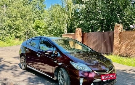 Toyota Prius, 2014 год, 1 229 000 рублей, 5 фотография
