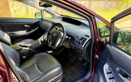 Toyota Prius, 2014 год, 1 229 000 рублей, 15 фотография