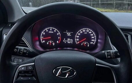 Hyundai Solaris II рестайлинг, 2019 год, 1 045 000 рублей, 8 фотография