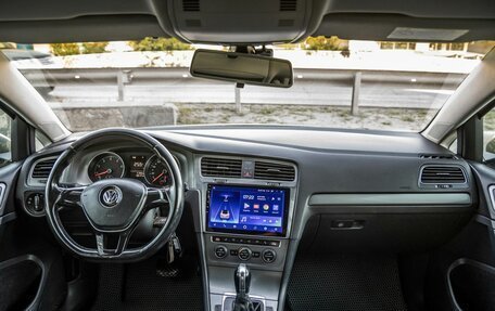Volkswagen Golf VII, 2013 год, 998 000 рублей, 13 фотография