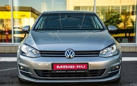 Volkswagen Golf VII, 2013 год, 998 000 рублей, 2 фотография