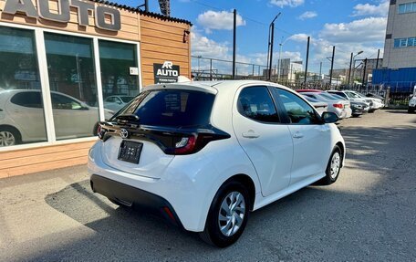 Toyota Yaris, 2021 год, 1 159 000 рублей, 4 фотография