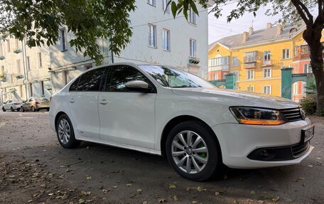 Volkswagen Jetta VI, 2012 год, 950 000 рублей, 4 фотография
