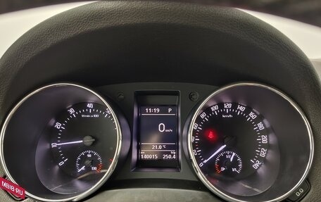Skoda Yeti I рестайлинг, 2013 год, 1 000 000 рублей, 13 фотография