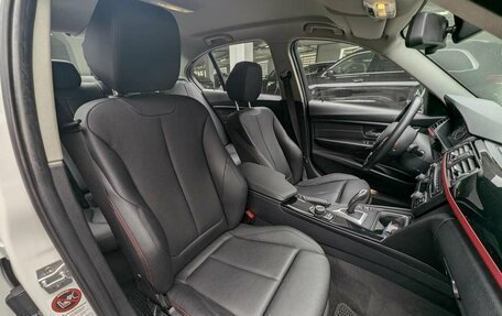 BMW 3 серия, 2013 год, 1 937 000 рублей, 13 фотография