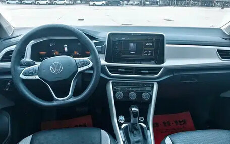 Volkswagen T-Roc I, 2024 год, 1 869 800 рублей, 11 фотография
