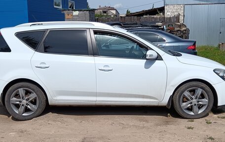 KIA cee'd I рестайлинг, 2011 год, 750 000 рублей, 2 фотография