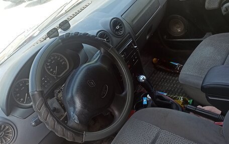 Renault Logan I, 2007 год, 120 000 рублей, 2 фотография