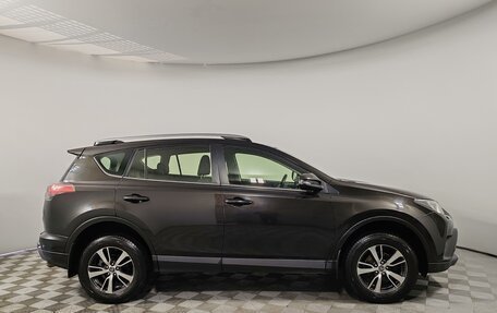 Toyota RAV4, 2016 год, 2 450 000 рублей, 15 фотография