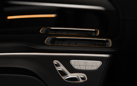 Mercedes-Benz V-Класс, 2019 год, 7 800 000 рублей, 20 фотография