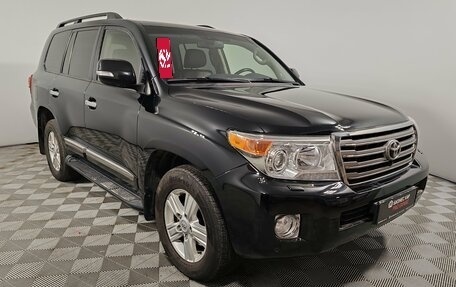 Toyota Land Cruiser 200, 2015 год, 4 599 000 рублей, 3 фотография
