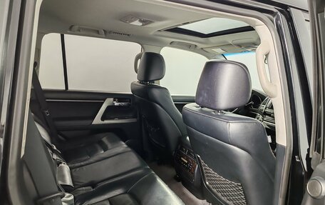 Toyota Land Cruiser 200, 2015 год, 4 599 000 рублей, 17 фотография