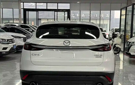 Mazda CX-4, 2023 год, 1 690 000 рублей, 6 фотография