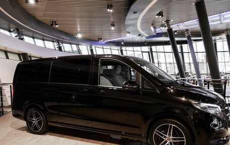 Mercedes-Benz V-Класс, 2026 год, 15 109 600 рублей, 4 фотография