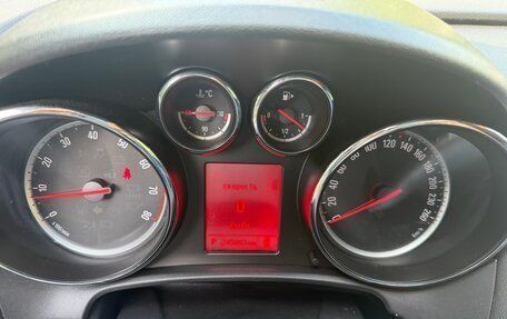 Opel Astra J, 2011 год, 600 000 рублей, 5 фотография
