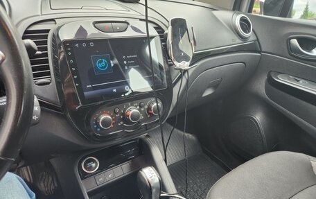 Renault Kaptur I рестайлинг, 2020 год, 1 700 000 рублей, 9 фотография