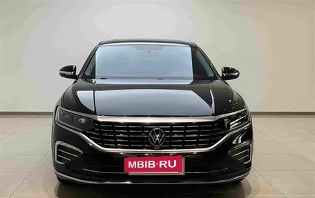 Volkswagen Passat B8 рестайлинг, 2022 год, 1 959 800 рублей, 2 фотография
