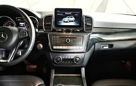Mercedes-Benz GLE, 2017 год, 4 400 000 рублей, 15 фотография