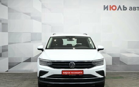 Volkswagen Tiguan II, 2021 год, 3 320 000 рублей, 2 фотография
