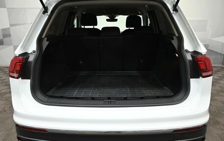 Volkswagen Tiguan II, 2021 год, 3 320 000 рублей, 6 фотография