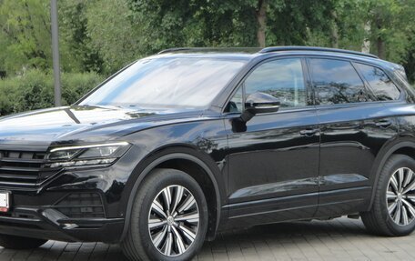Volkswagen Touareg III, 2019 год, 4 550 000 рублей, 1 фотография