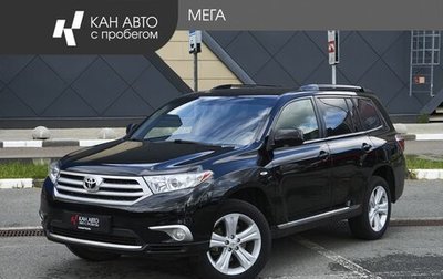 Toyota Highlander III, 2013 год, 1 740 000 рублей, 1 фотография