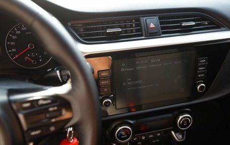 KIA Rio IV, 2020 год, 1 350 000 рублей, 14 фотография