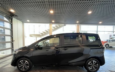 Toyota Sienta II, 2022 год, 1 590 000 рублей, 6 фотография