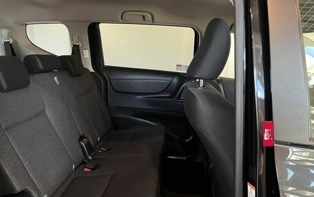 Toyota Sienta II, 2022 год, 1 590 000 рублей, 19 фотография