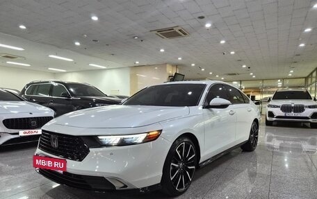 Honda Accord, 2024 год, 4 450 000 рублей, 2 фотография