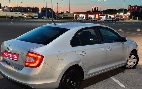 Skoda Rapid I, 2015 год, 910 000 рублей, 3 фотография