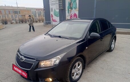 Chevrolet Cruze II, 2010 год, 580 000 рублей, 2 фотография