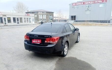 Chevrolet Cruze II, 2010 год, 580 000 рублей, 4 фотография