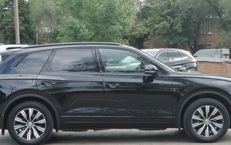 Volkswagen Touareg III, 2019 год, 4 550 000 рублей, 5 фотография