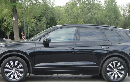 Volkswagen Touareg III, 2019 год, 4 550 000 рублей, 10 фотография
