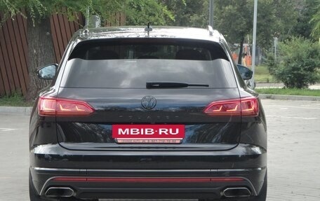 Volkswagen Touareg III, 2019 год, 4 550 000 рублей, 7 фотография