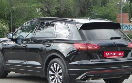 Volkswagen Touareg III, 2019 год, 4 550 000 рублей, 8 фотография