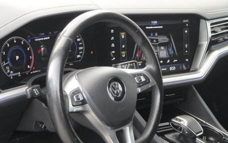 Volkswagen Touareg III, 2019 год, 4 550 000 рублей, 17 фотография