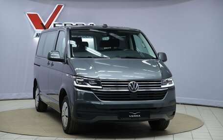 Volkswagen Caravelle T6 рестайлинг, 2021 год, 4 990 000 рублей, 3 фотография