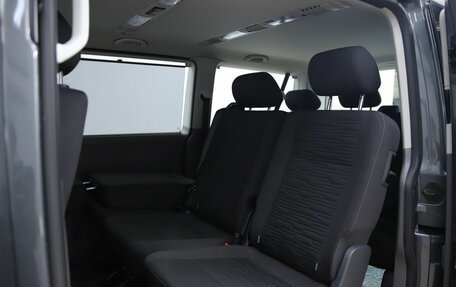 Volkswagen Caravelle T6 рестайлинг, 2021 год, 4 990 000 рублей, 15 фотография