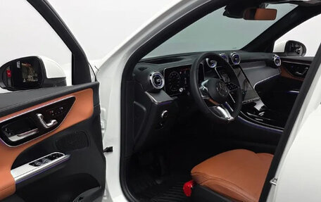 Mercedes-Benz GLC, 2024 год, 6 340 000 рублей, 11 фотография