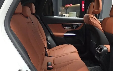 Mercedes-Benz GLC, 2024 год, 6 340 000 рублей, 14 фотография